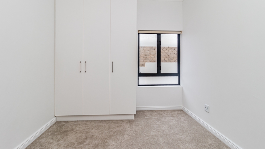 2 Bedroom Property for Sale in Middedorp Western Cape